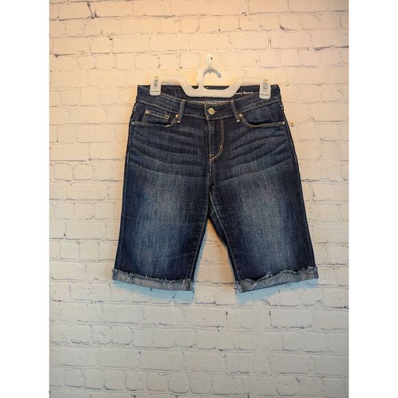 Levi's modern skinny cuffed denim shorts 2/26 - Picture 1 of 4